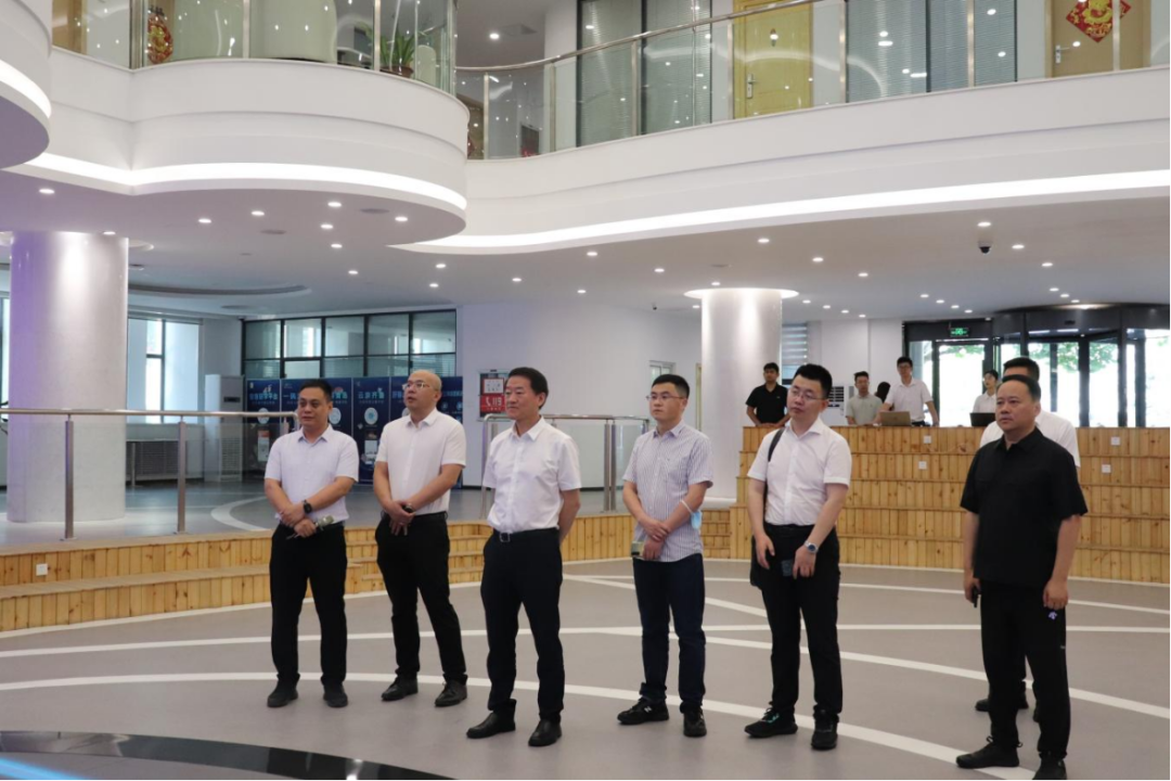 省ag尊龙登陆入口z6mg集团：“四个导向” 推动调查研究提质增效
